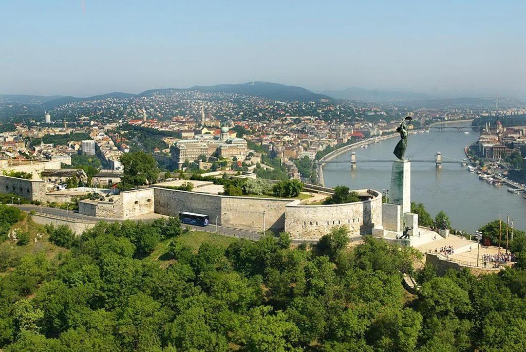Budapest Central Andrassy Apartment Esterno foto